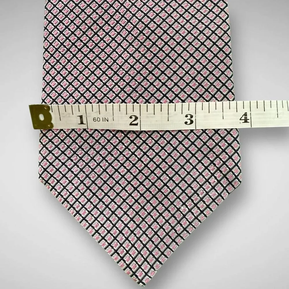 Brooks Brothers Makers Mens Navy Blue Pink Silk Neck‎ Tie Made In USA